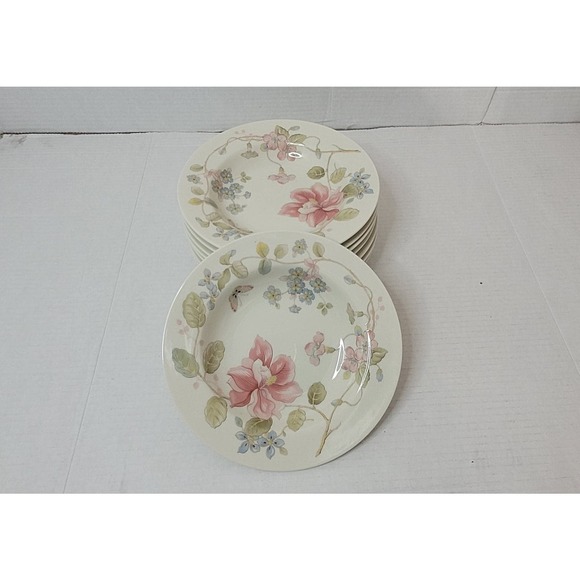 Dinnerware Set Shalimar by Mikasa - 43 Pieces - Picture 6 of 8